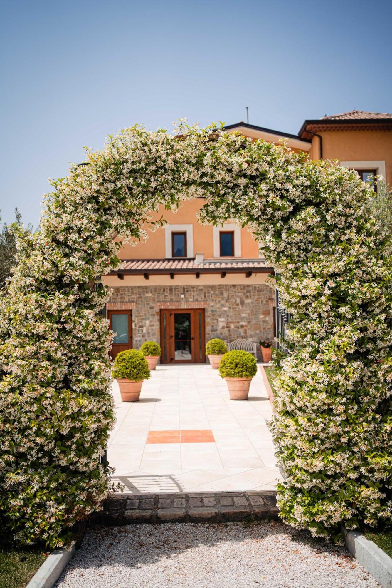Casale Degli Ulivi Resort Pellare Exterior foto